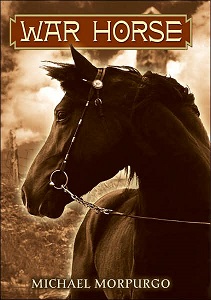 Cover of "War Horse," featuring a brown horse looking over its shoulder at a battlefield behind it